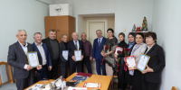 В администрации г. Махачкалы наградили активистов, оказывающих поддержку бойцам, участвующим в специальной военной операции - Администрация Махачкалы
