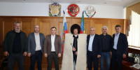 Глава Гергебильского района Магомедали Тагиров провел встречу с советником министра культуры РФ Павлом Карташевым - РИА Дагестан