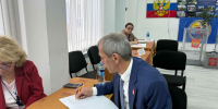 Руслан Алиев проголосовал на выборах в органы местного самоуправления - Дагестанская правда