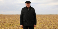 Абдулмуслим Абдулмуслимов поздравил работников сельского хозяйства и перерабатывающей промышленности с профессиональным праздником - Правительство