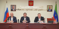 Глава Хасавюртовского района провел совещание по вопросам осеннего призыва и контрактной службы - РИА Дагестан