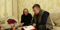 Магомедзагид Кихасуров встретился с матерью Героя России Мариной Исбакиевой - РИА Дагестан