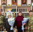 Росгвардейцы Дагестана поздравили матерей погибших боевых товарищей с наступающим Днем матери - РИА Дагестан