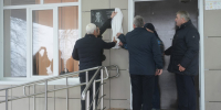 В Дубках открыли мемориальную доску Герою России Игорю Груднову на стене школы, в которой он учился - РИА Дагестан