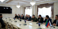 В Хасавюрте орден Мужества передали семье участника СВО Алаудина Хаджиева - Дагестанская правда