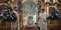В Рождественский сочельник в Свято-Успенском кафедральном соборе Махачкалы прошло торжественное богослужение - Министерство по национальной политике и делам религий