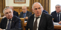 Абдулмуслим Абдулмуслимов встретился с депутатами парламента Дагестана перед отчетом о работе Правительства за 2025 год - Правительство